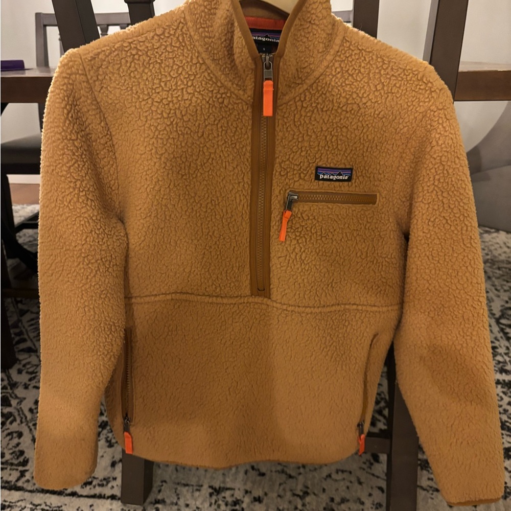 Patagonia Women’s Retro Pile Marsupial Fleece Jacket